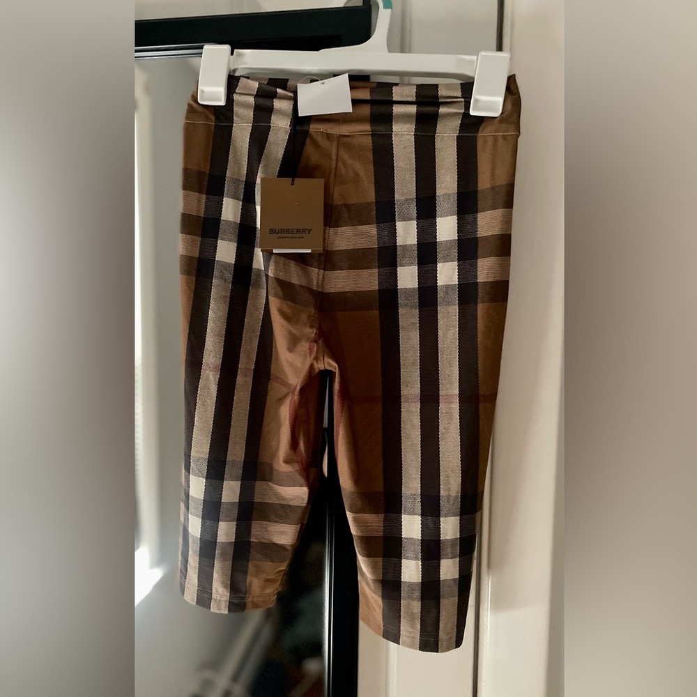 AUTHENTIC Burberry Andrea Check Biker Shorts; size small.